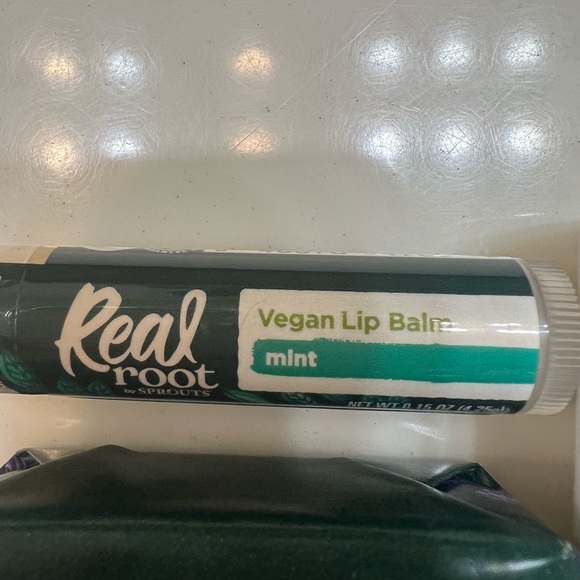 Real Root Skincare Set with Deodorant, Soap, and Lip Balm - Picture 4 of 4